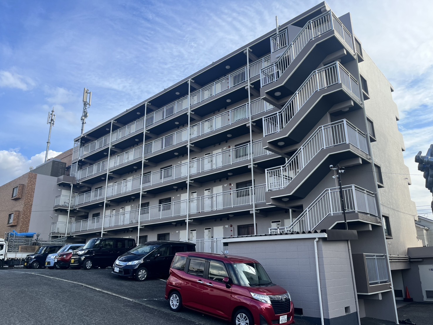 相模原市マンション外壁塗装・防水工事｜タイル補修で耐久性を高める