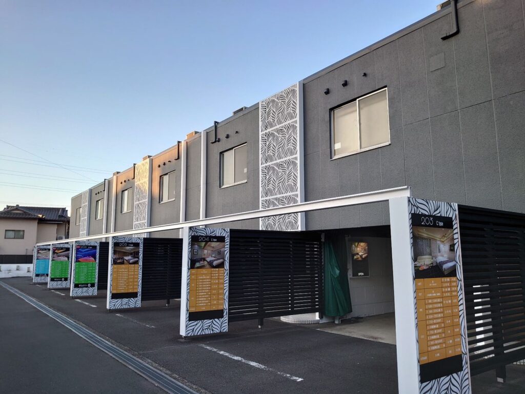 宿泊施設の外観を一新｜塗装工事で高級感と集客力を向上