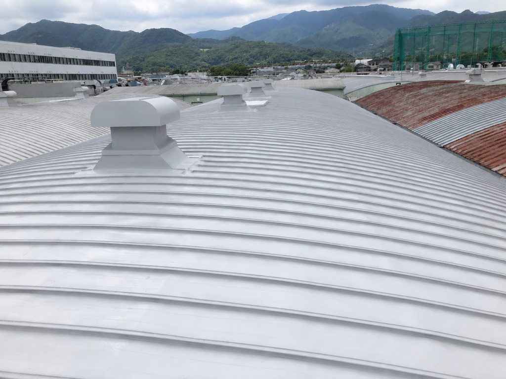 相模原市の工場・倉庫の屋根修繕｜塗装で延命できるか、改修が必要かを見極める