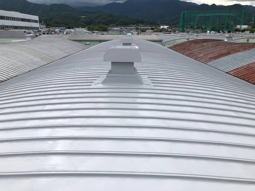 神奈川県の工場・倉庫の屋根修繕｜錆・雨漏りを防ぐ屋根塗装・屋根防水